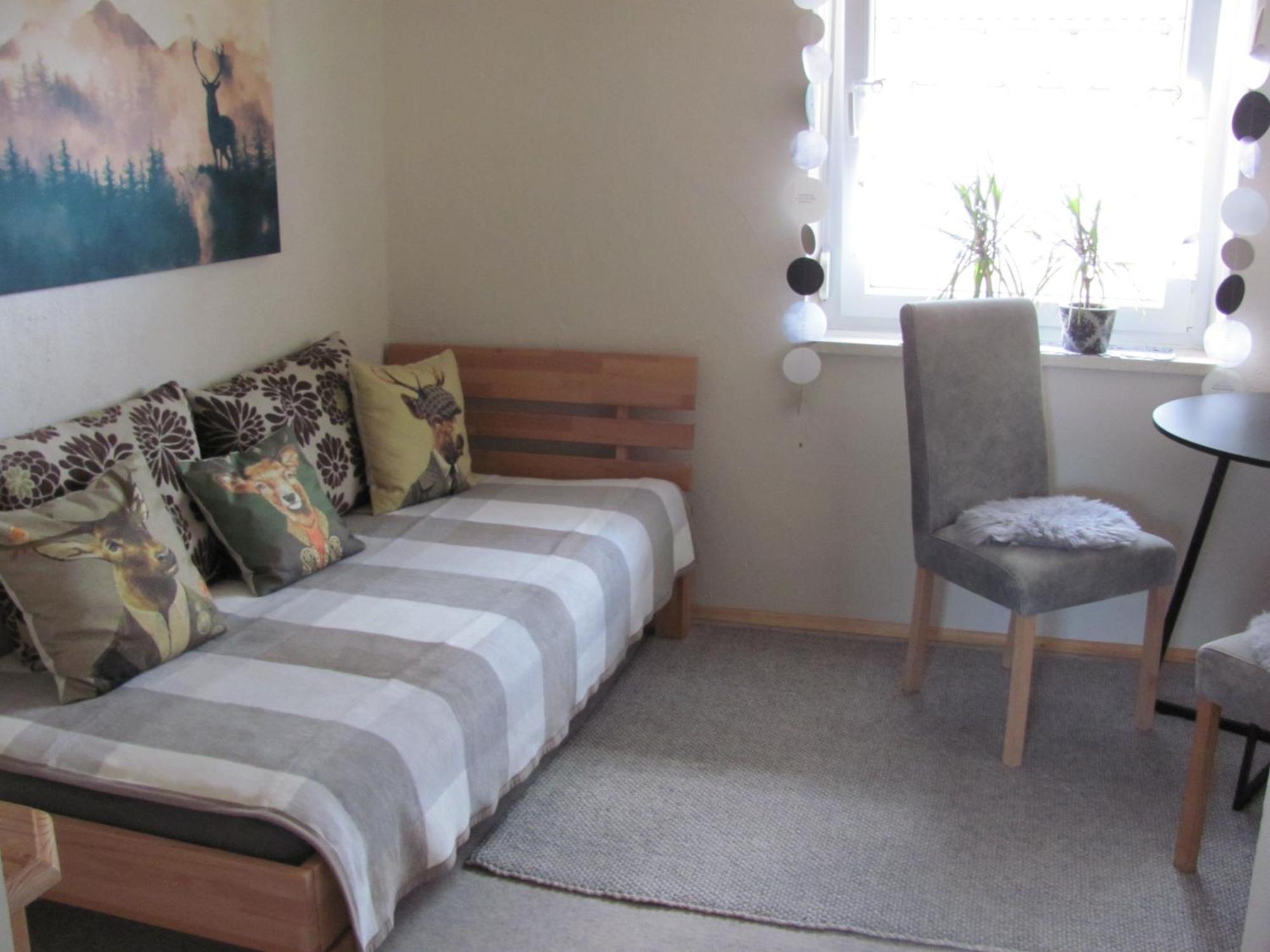 #2 Ruhiges Gemuetliches Ferienzimmer Mit 2 Einzelbetten Gemeinschaftsbad W-Lan Airport Nah Late Night Check In Haus Nr 9,5 Trunkelsberg Ngoại thất bức ảnh